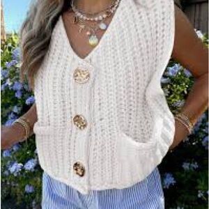 NWT Cream Knit Sleeveless Vest with Gold Buttons KEOMUD Women